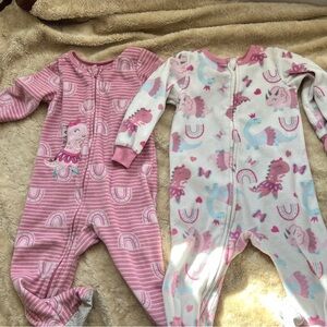 KIDS HEADQUARTERS Girl's Pink & White Dino Print Zip Up Footie Pajamas Size 18M